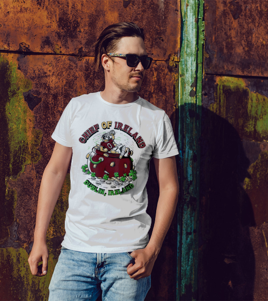 Chief Of Ireland Dublin Ireland Pot Of Gold And Shamrock-Themed T-Shirt