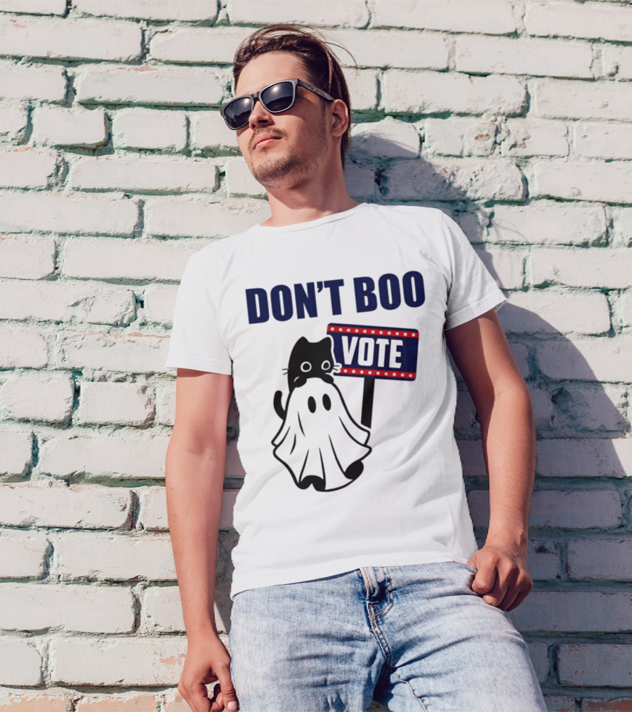 DON’T BOO VOTE 2024 Black Cat Ghost Holding Red White Blue Sign T-Shirt