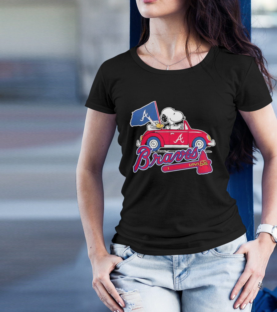 Snoopy And Woodstock Driving Car Atlanta Braves Logo Peanuts Cartoon T-Shirt