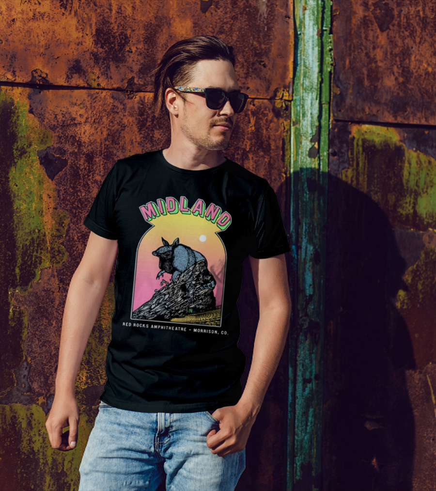 Midland Red Rocks Amphitheatre Armadillo Morrison CO T-Shirt