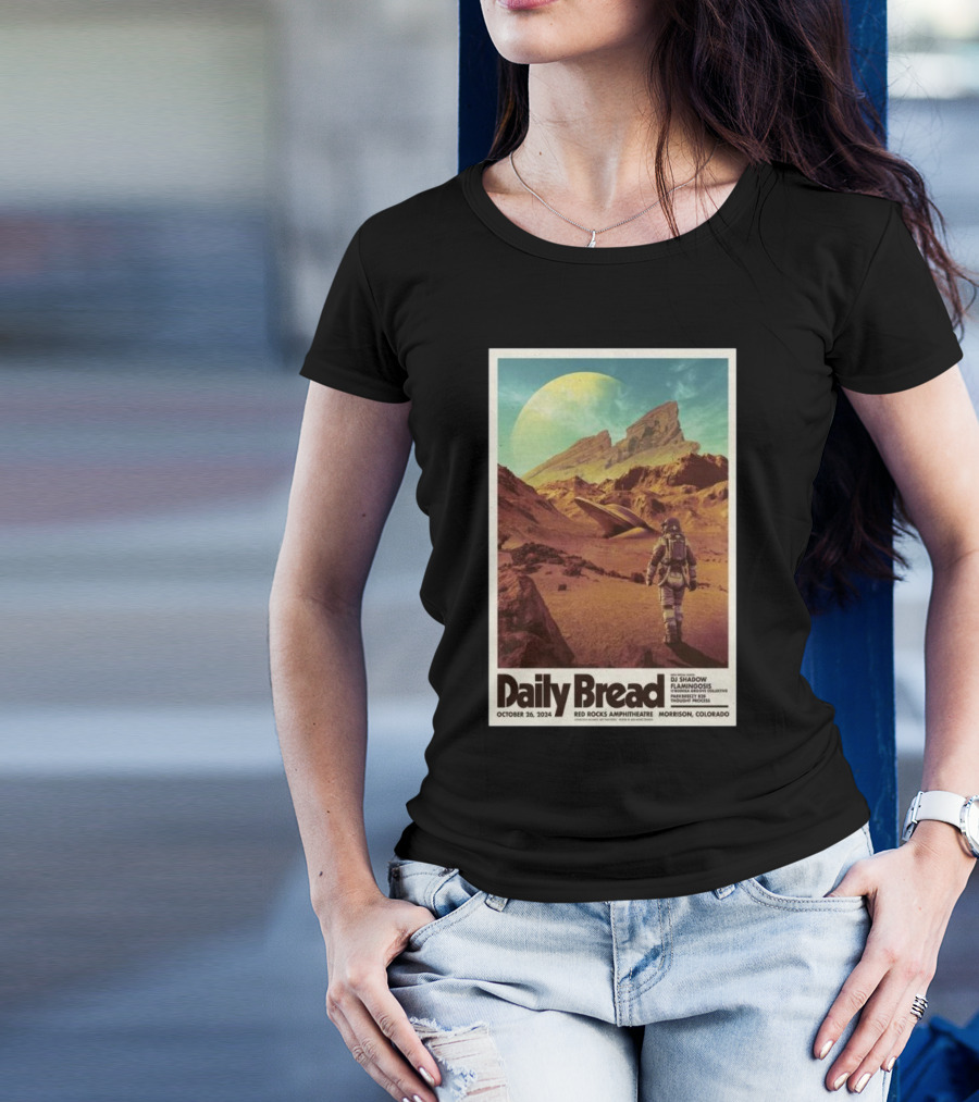 Daily Bread DJ Shadow Flamingosis Red Rocks Amphitheatre Morrison Colorado October 26 2024 Astronaut Desert Landscape T-Shirt