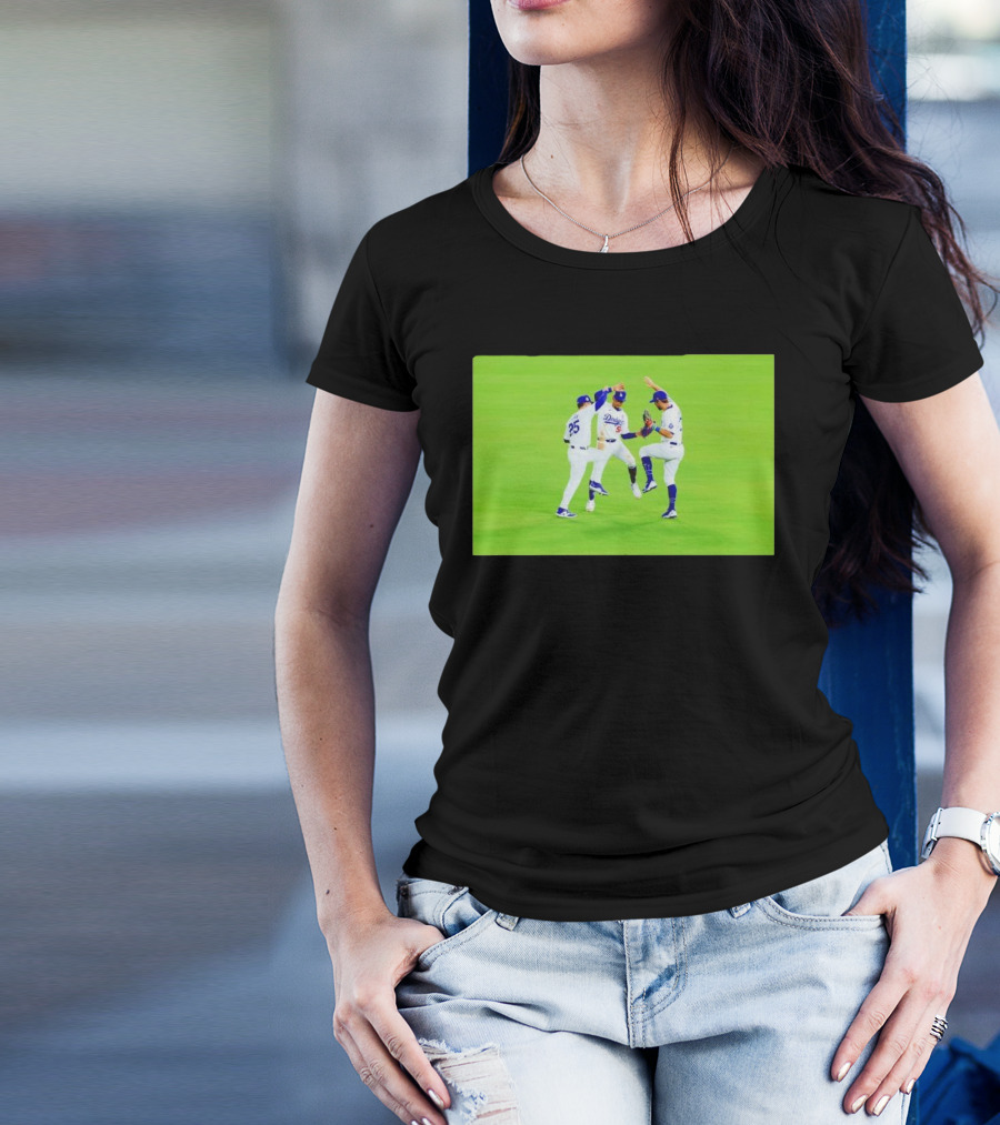 Los Angeles Dodgers Celebrate Victory On Home Field T-Shirt
