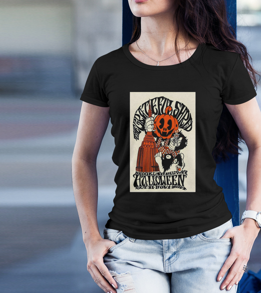 The Grateful Shred Brooklyn New York Halloween October 31 To November 1 T-Shirt