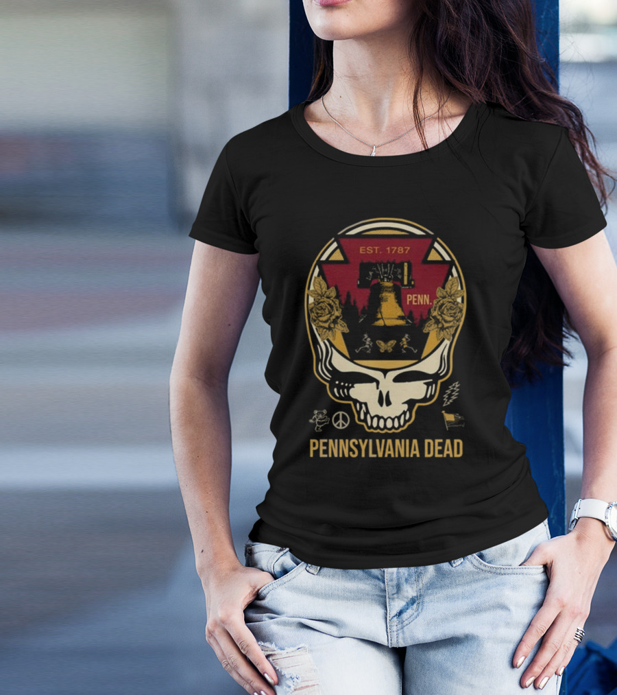 Pennsylvania Dead Est. 1787 Penn Skull With Liberty Bell And Roses T-Shirt
