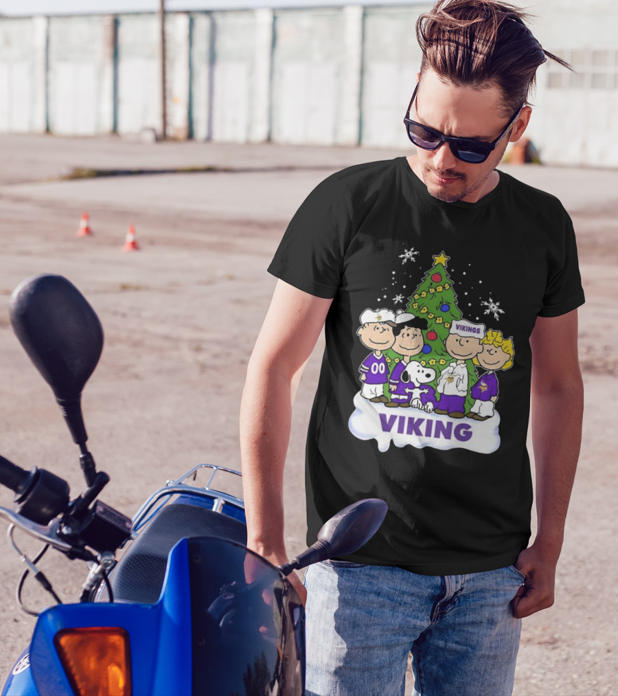 Peanuts Characters Minnesota Vikings Christmas 2024 Viking T-Shirt