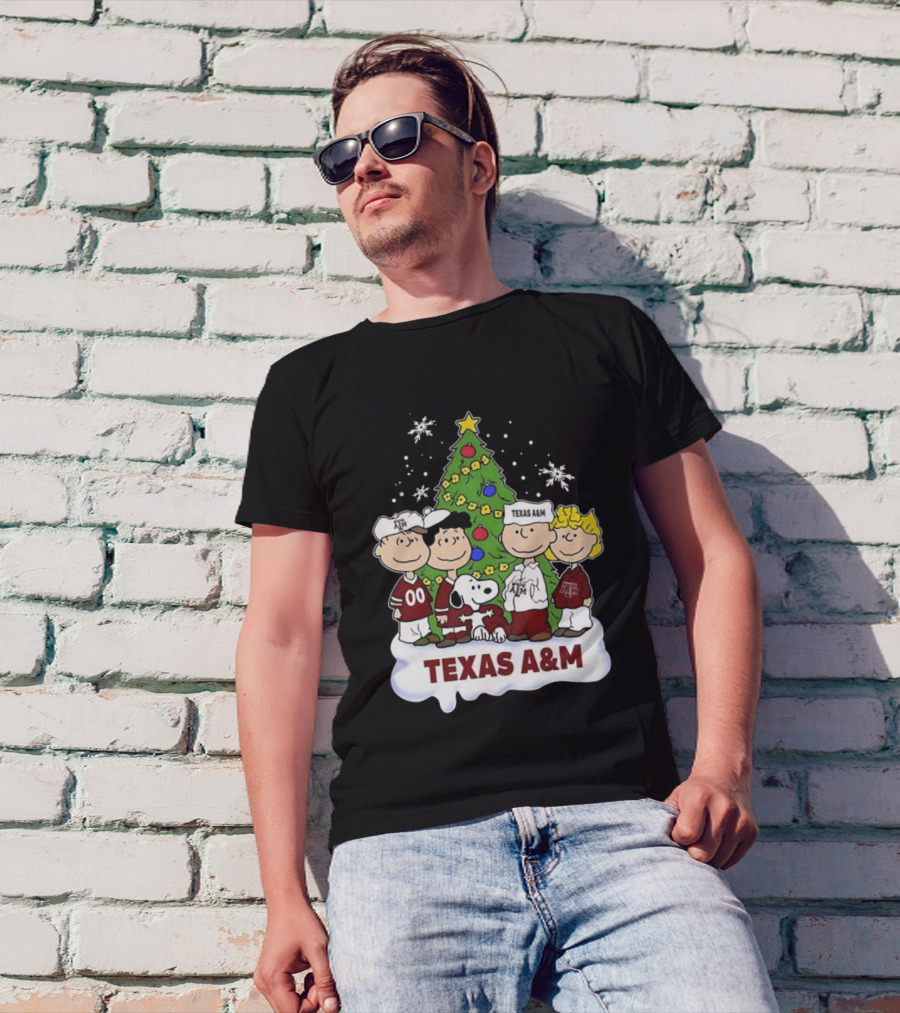 Snoopy And Friends Texas A&M Christmas T-Shirt