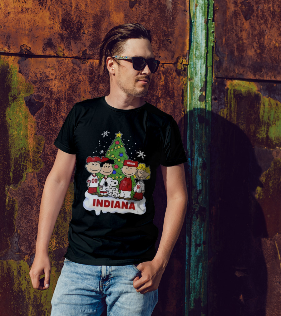 Indiana Hoosiers Snoopy And Friends Christmas Tree Snowflakes T-Shirt