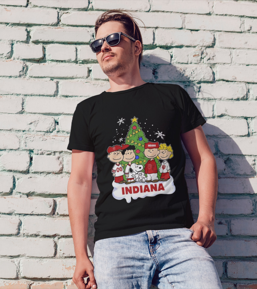 Indiana Hoosiers Snoopy And Friends Christmas Tree Snowflakes T-Shirt