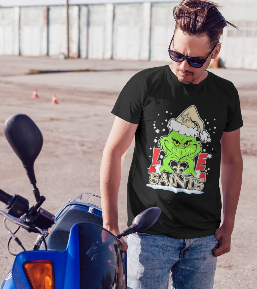 The Grinch Love New Orleans Saints Football Christmas T-Shirt