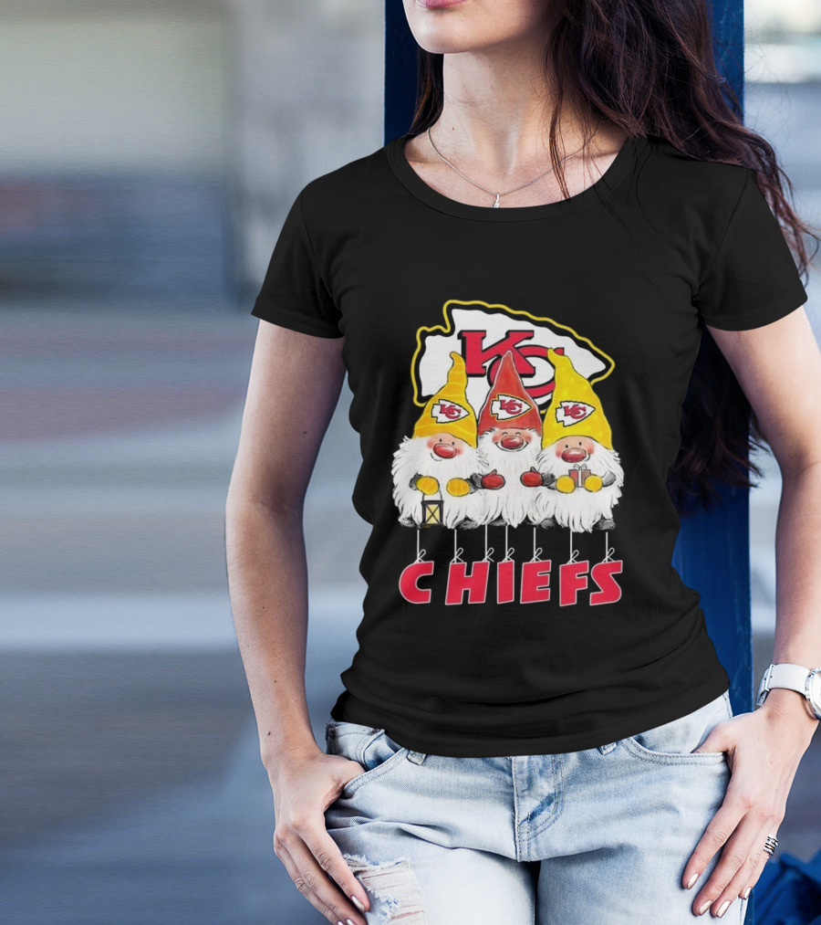Kansas City Chiefs Gnomes Christmas Chiefs T-Shirt