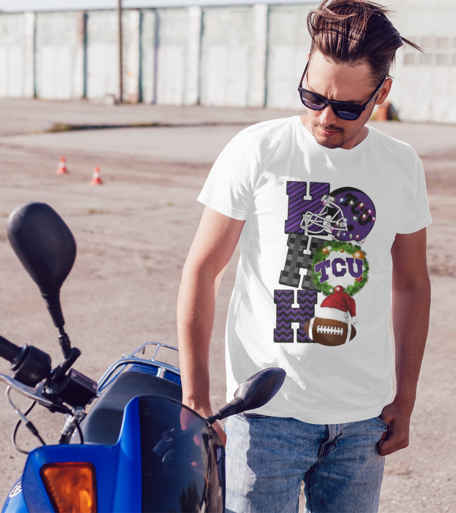 TCU Horned Frogs Football Christmas Ho Ho Ho Helmet And Wreath Game Day T-Shirt