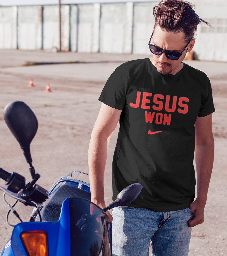 Jesus Won Just Here To Give God Glory Ohio State Buckeyes T-Shirt