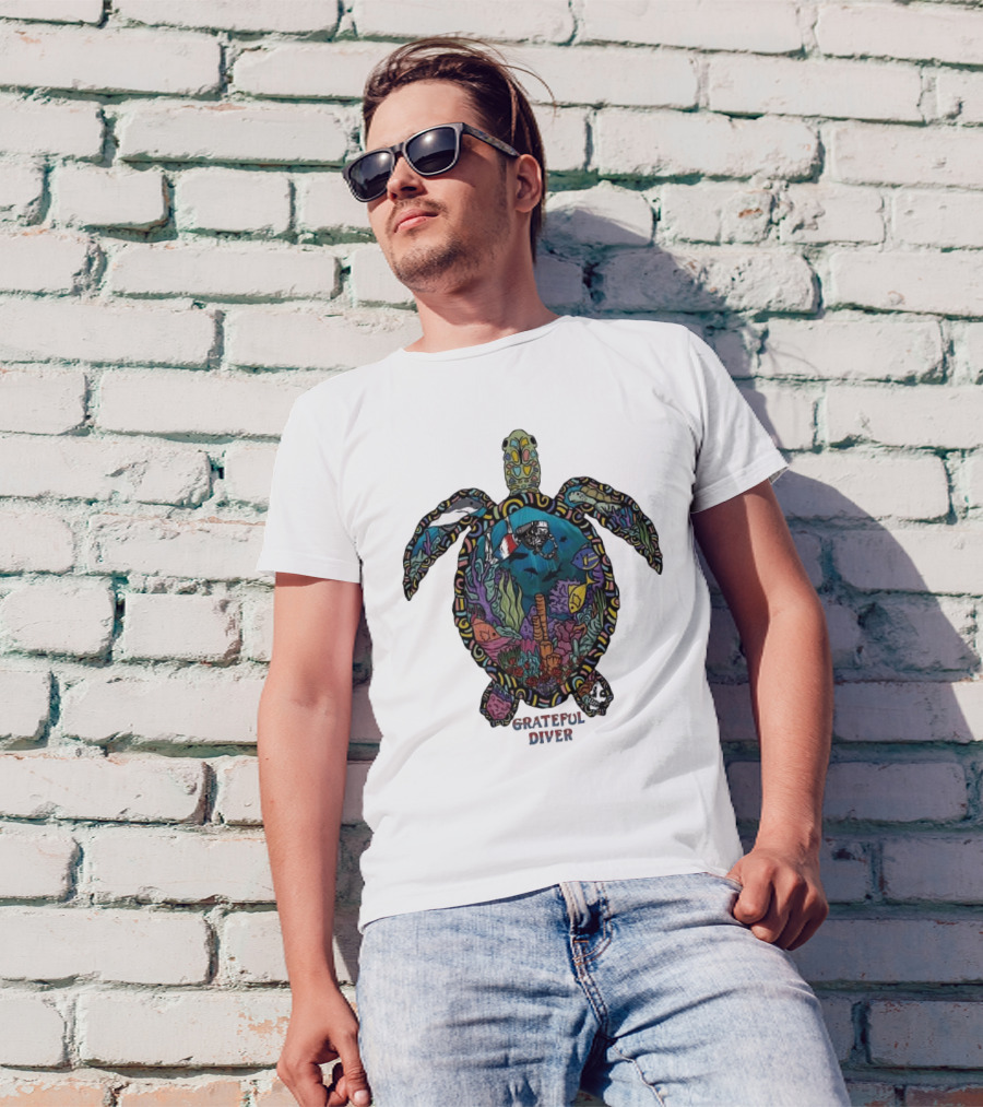 Grateful Diver Psychedelic Turtle Underwater Exploration UV T-Shirt
