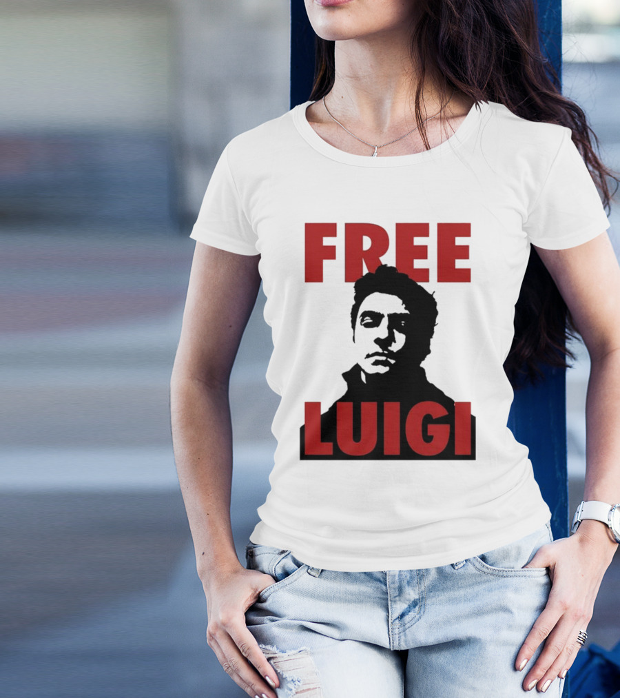 Free Luigi Mangione Bold Statement Iconic T-Shirt