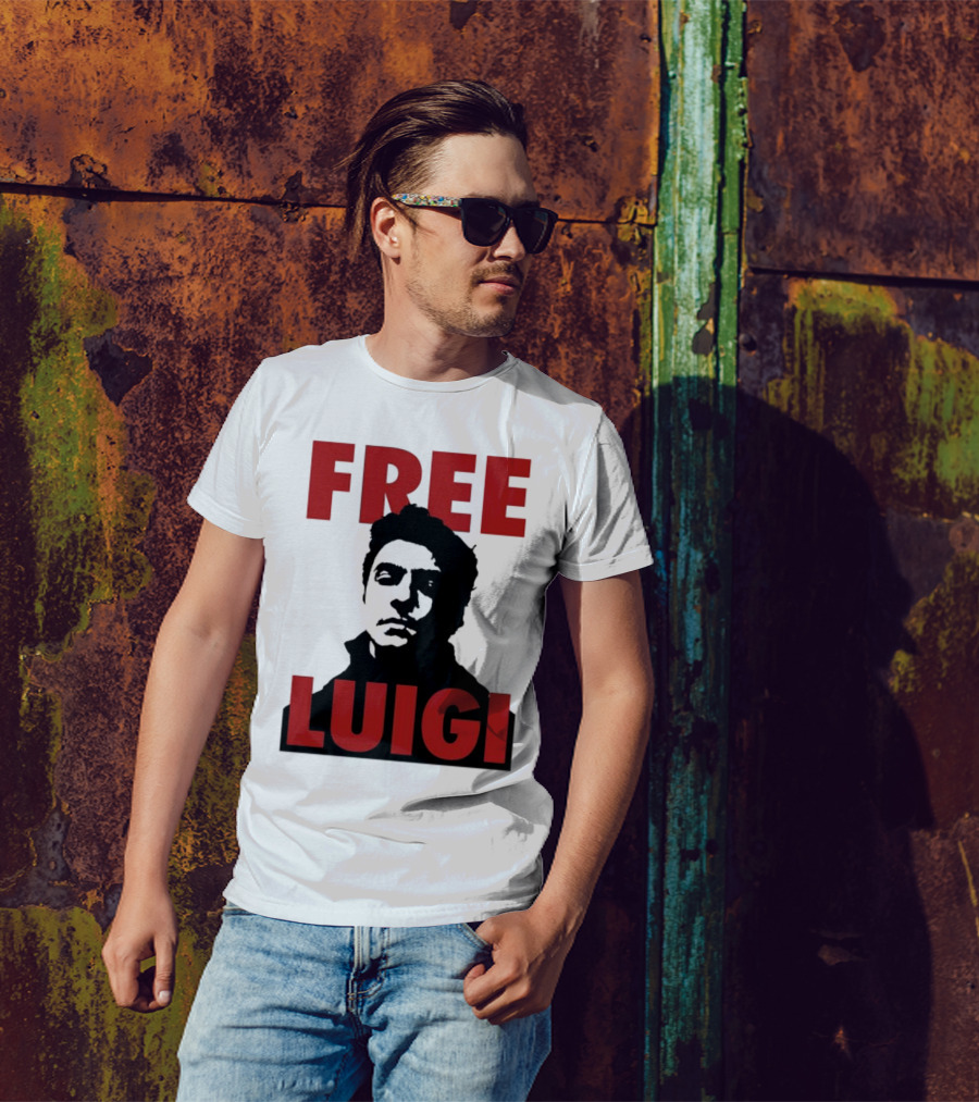 Free Luigi Mangione Bold Statement Iconic T-Shirt