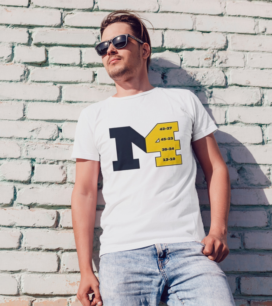Michigan M4 42-27 45-23 30-24 13-10 T-Shirt