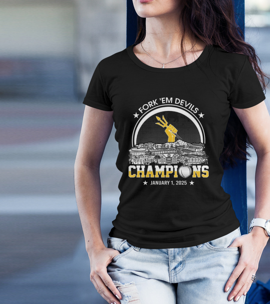 Fork ‘Em Devils Champions January 1 2025 Skyline Peach Football T-Shirt