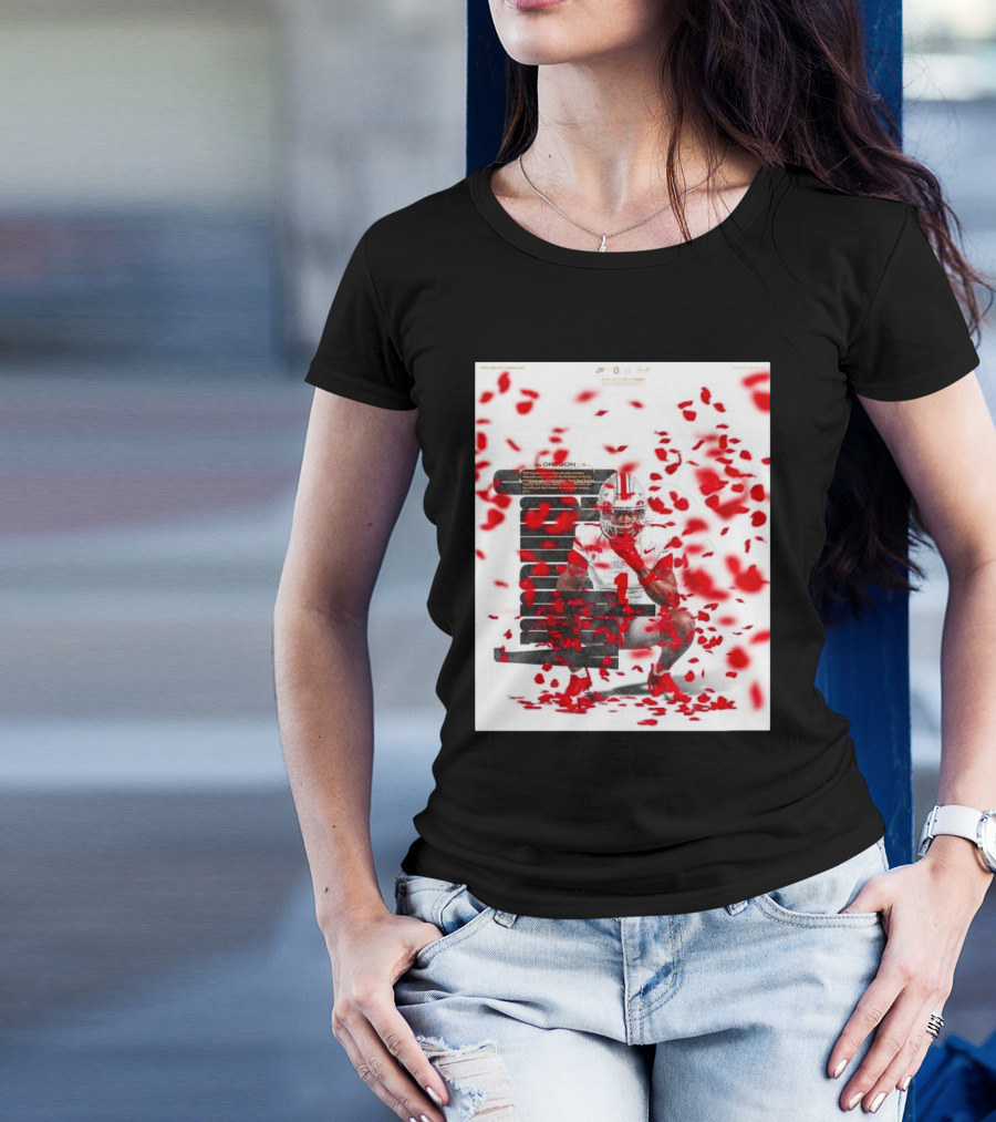 Rose Bowl Game Day Ohio State Buckeyes Vs Oregon Ducks Red Rose Petals Athlete Action T-Shirt