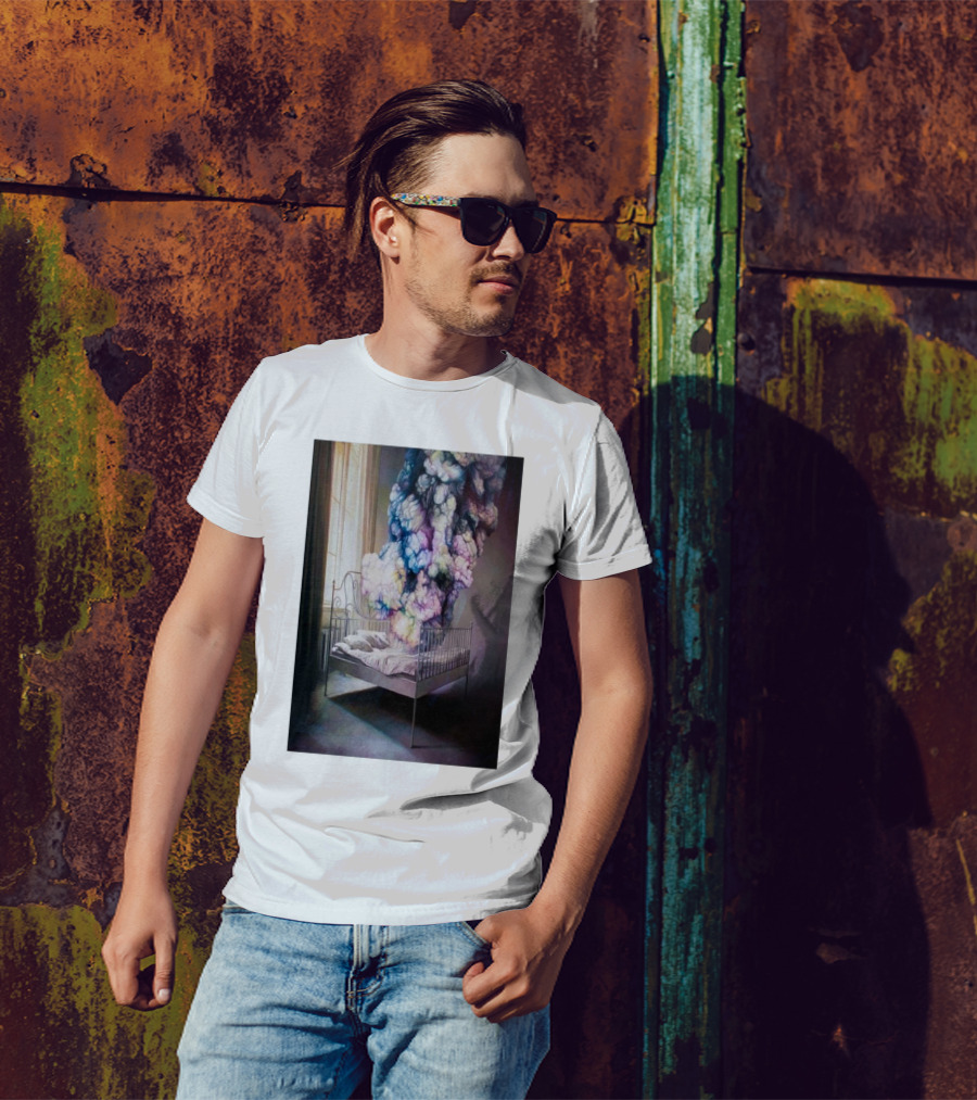 Shang Chengxiang A Start From The Mist Dreamlike Colorful Smoke Billowing Over Bed T-Shirt