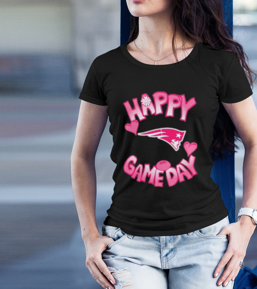 Valentine’s Day New England Patriots Happy Gameday 2025 With Hearts And Football T-Shirt