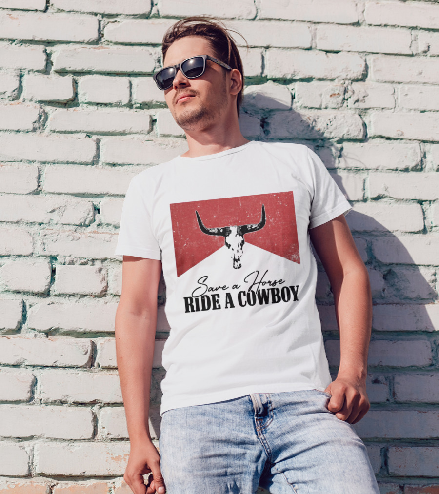 Cowboy Bull Skull Save A Horse Ride A Cowboy Retro Western T-Shirt