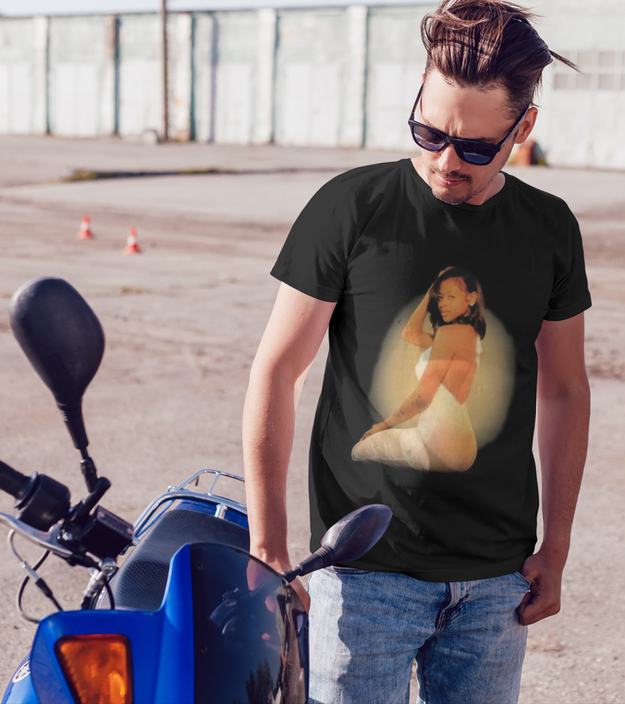 Jastin Martin Look Back Glow T-Shirt