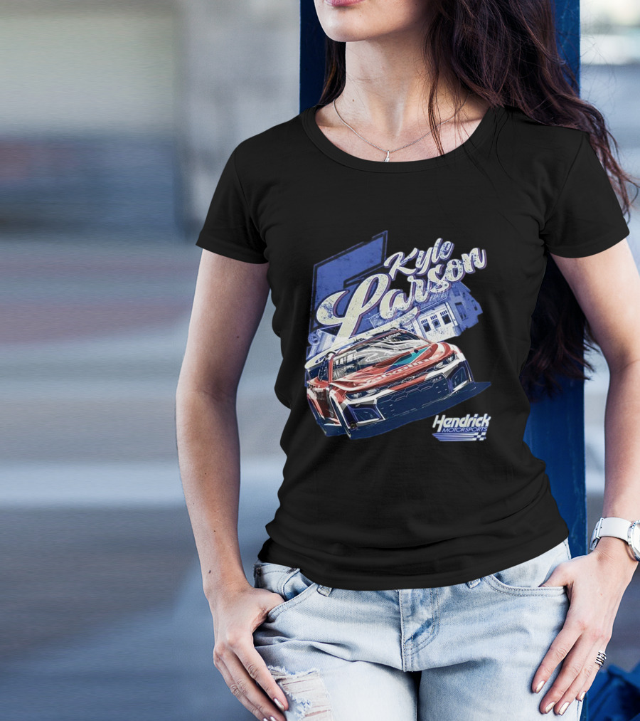 Kyle Larson Hendrick Motorsports Valvoline Racing Car T-Shirt
