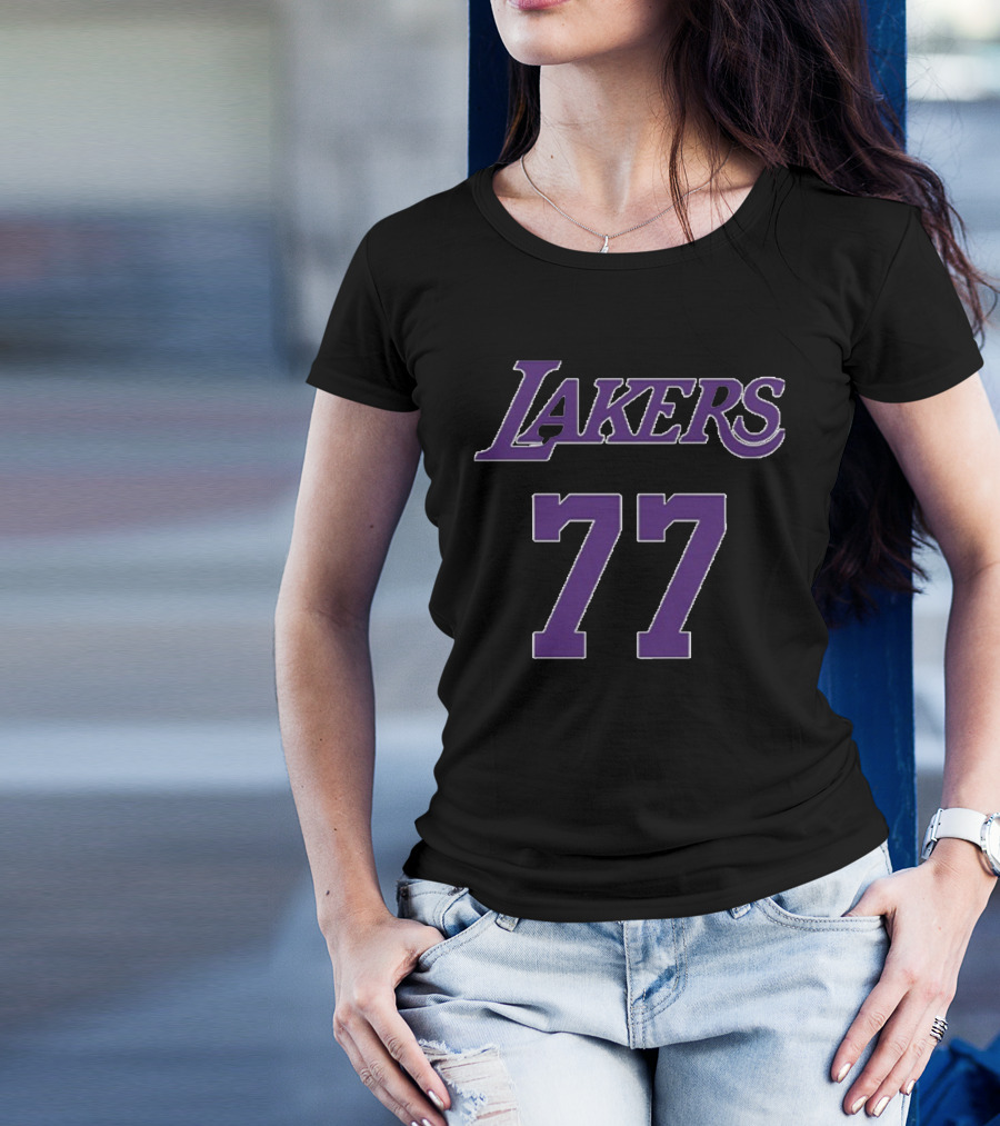 Lakers 77 T-Shirt