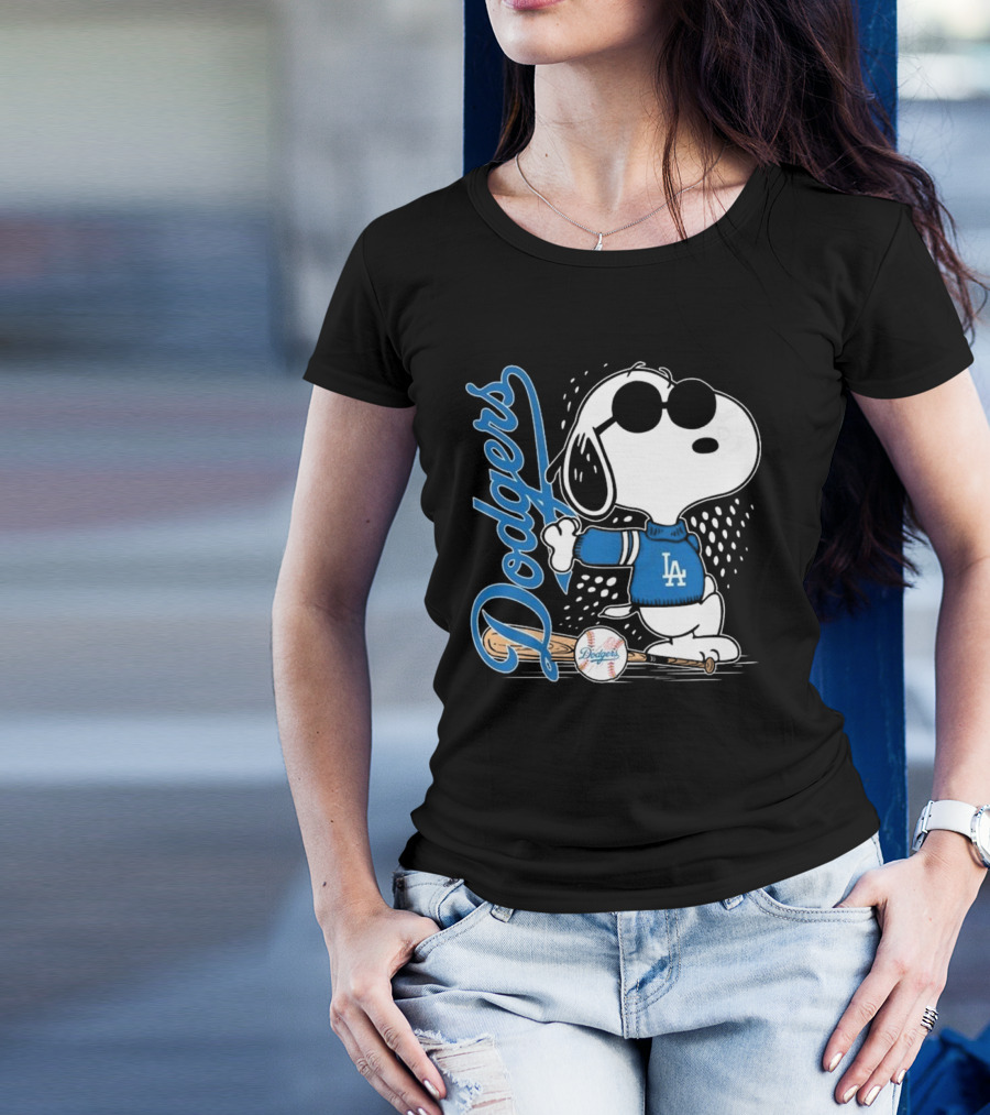 Los Angeles Dodgers Snoopy MLB 2025 Peanuts Baseball Collaboration T-Shirt