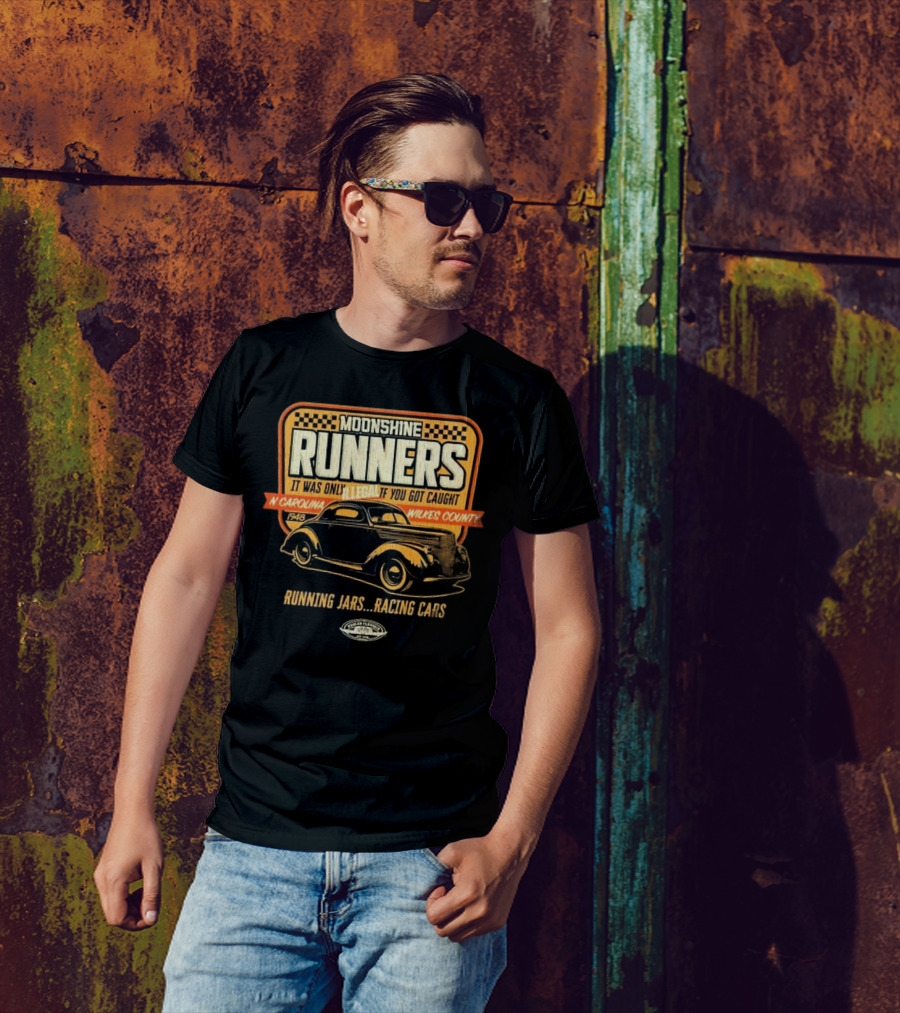 Moonshine Runners 1948 Wilkes County NASCAR Checkered Flag Racing Cars T-Shirt