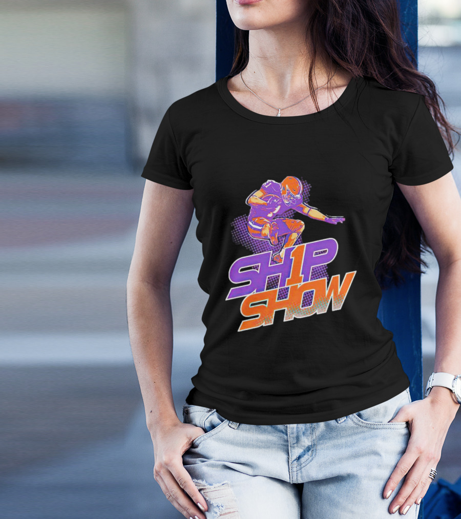 Clemson Tigers Ship Show Football Player In Orange And Purple T-Shirt