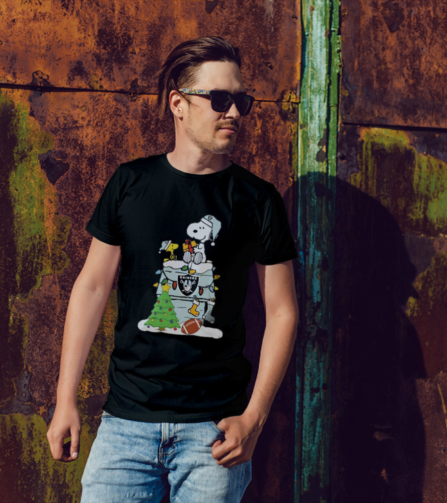 Raiders Snoopy Christmas With Doghouse Lights And Football T-Shirt