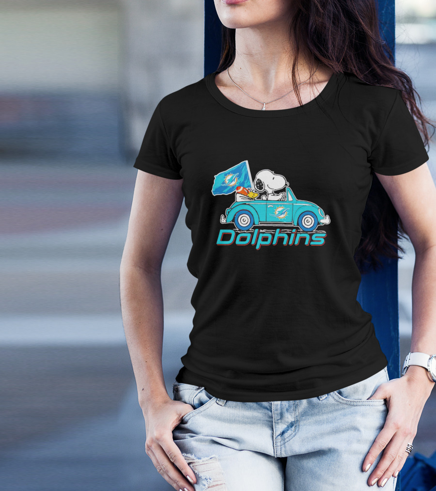 Snoopy And Woodstock Driving Car Miami Dolphins Flag T-Shirt
