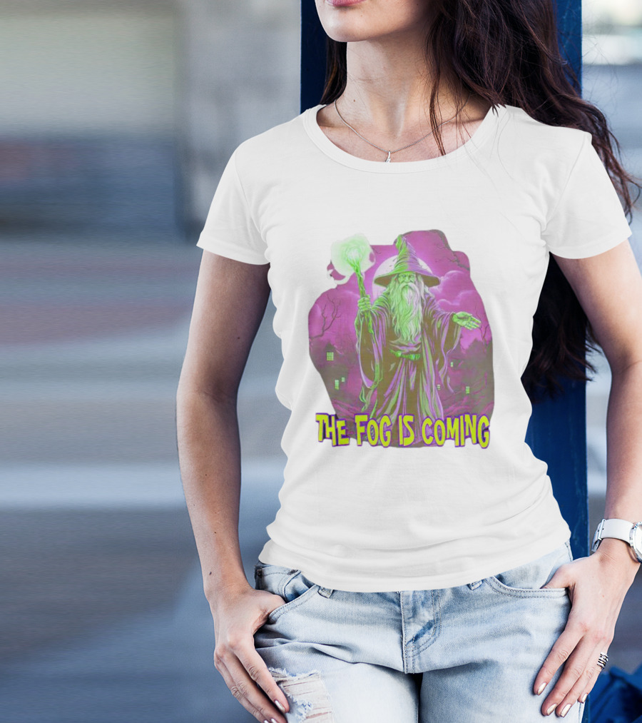 The Fog Is Coming Wizard With Green Staff And Purple Background T-Shirt