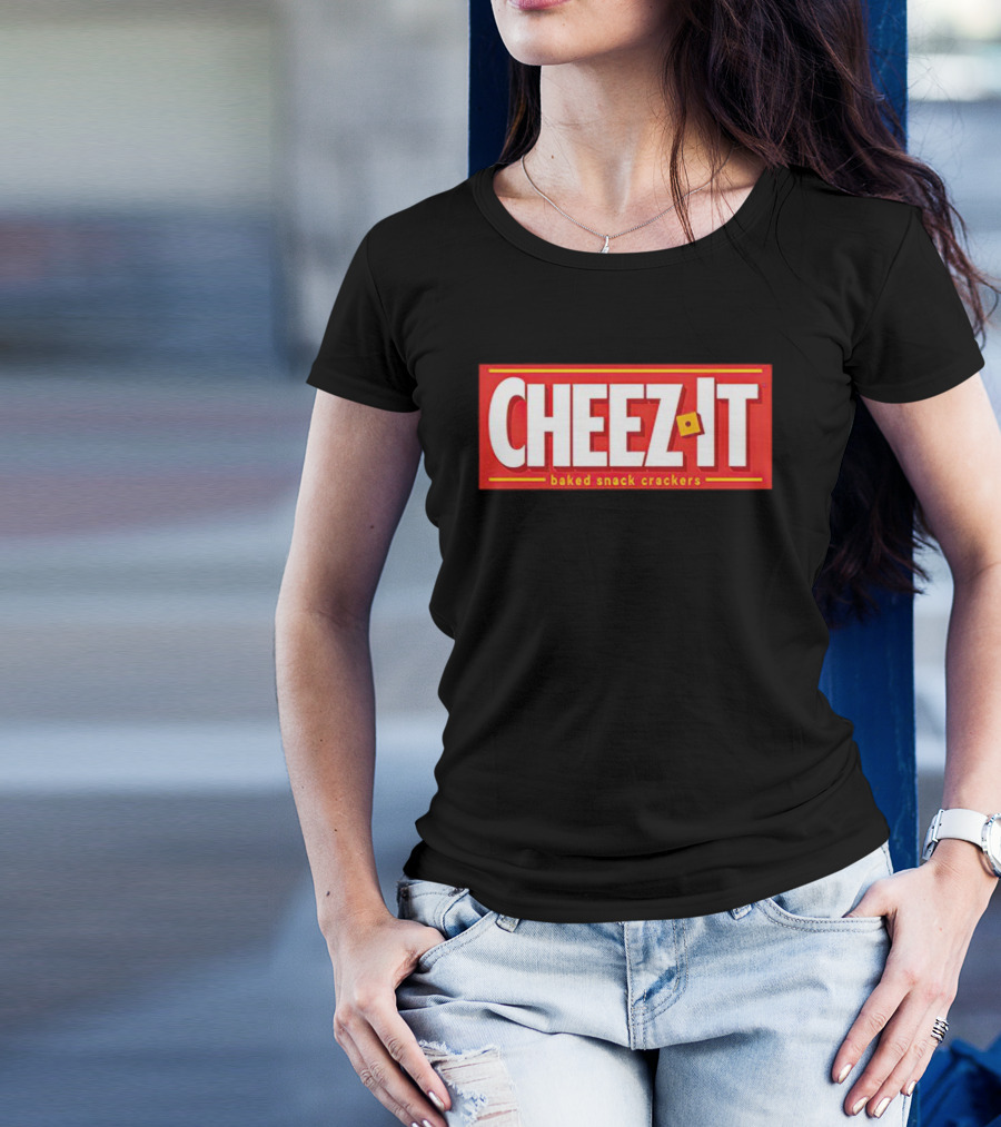 Cheez-It Baked Snack Crackers Iconic T-Shirt
