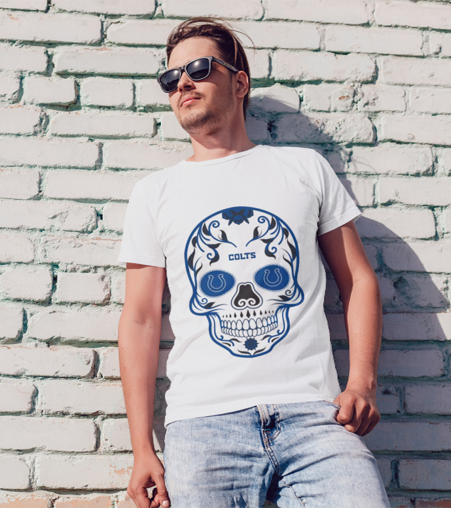 Colts Blue Decorative Skull With Horseshoe Motif T-Shirt