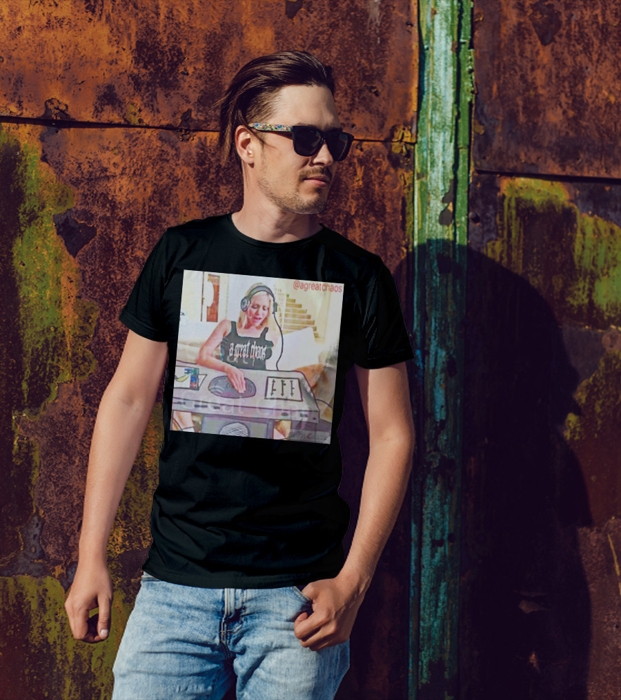 A Great Chaos Ken Carson DJing With Headphones And Mixing Table T-Shirt