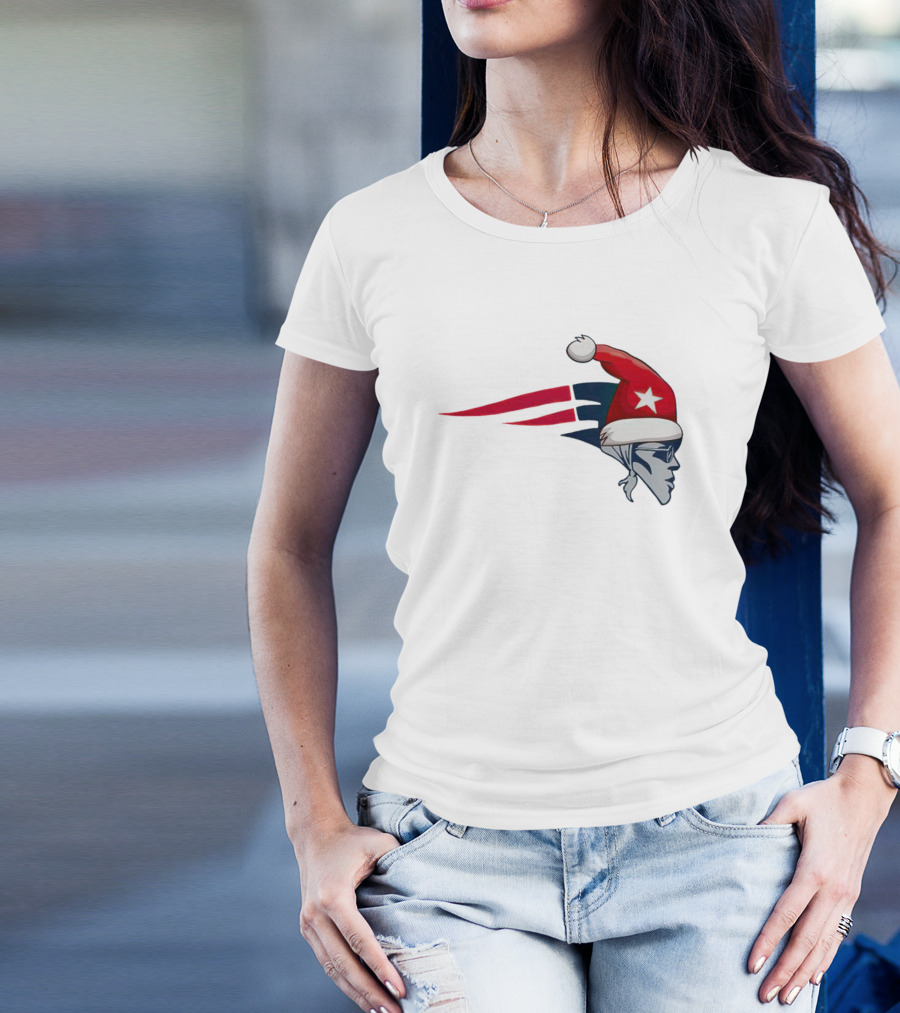 New England Patriots Christmas Santa Hat T-Shirt