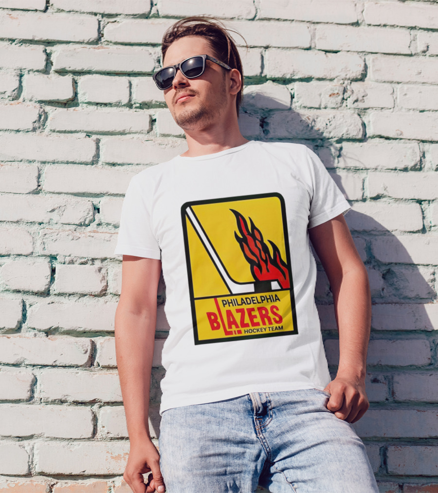 Philadelphia Blazers WHA Flames Hockey Team Vintage T-Shirt