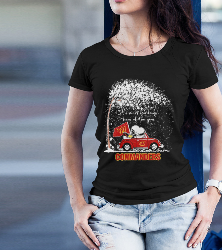 Snoopy And Woodstock Commanders Winter Wonderful Time Of The Year T-Shirt