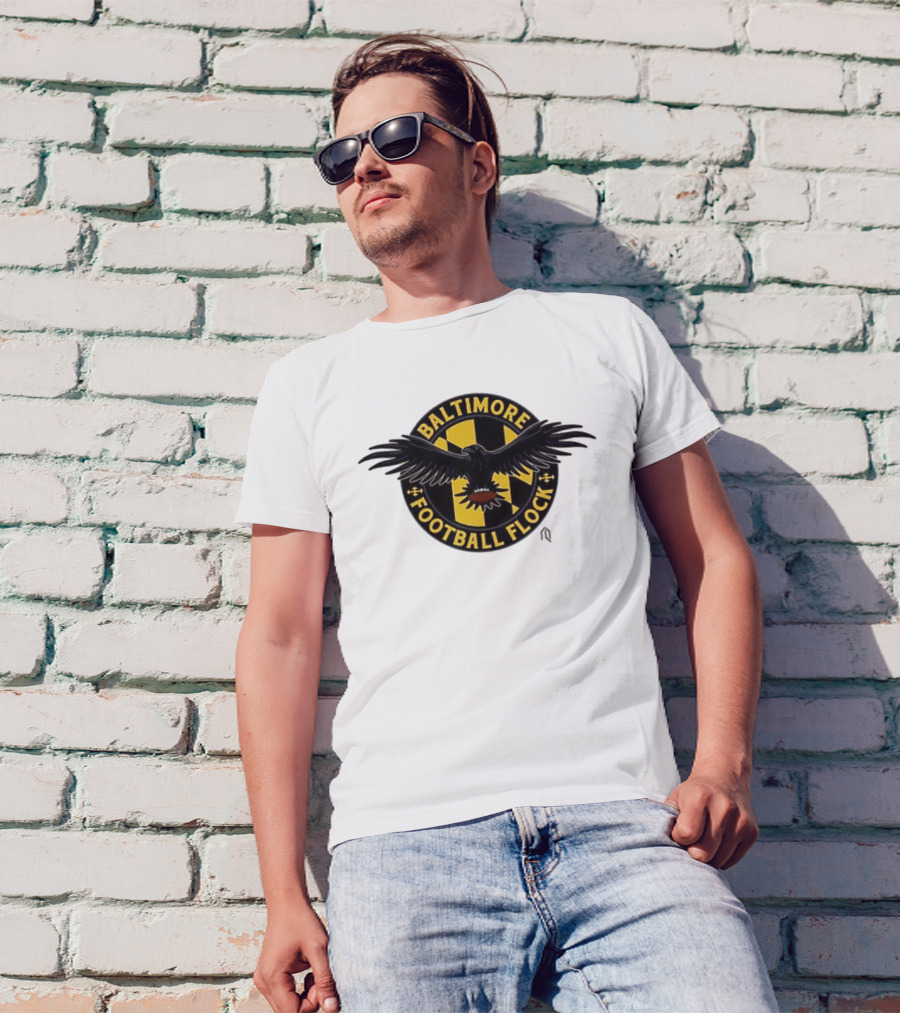 Baltimore Football Flock Raven Maryland Flag Crest T-Shirt