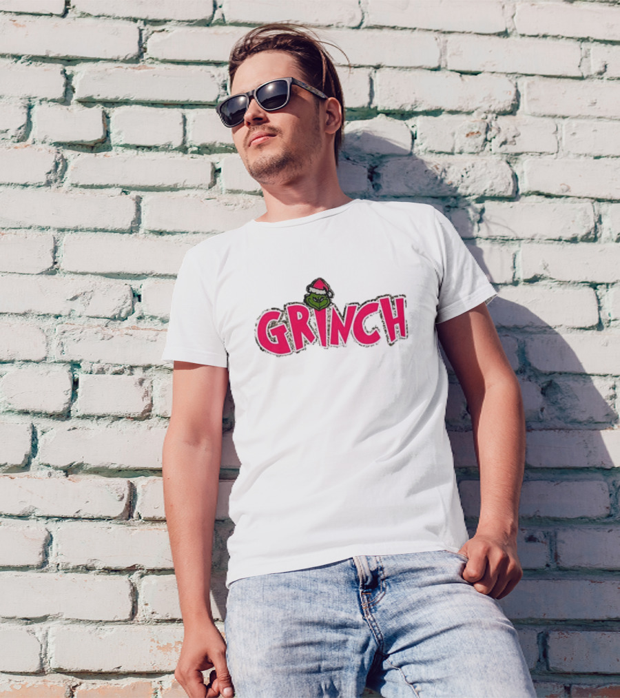 Grinch Pink Southern Shack Santa Hat T-Shirt