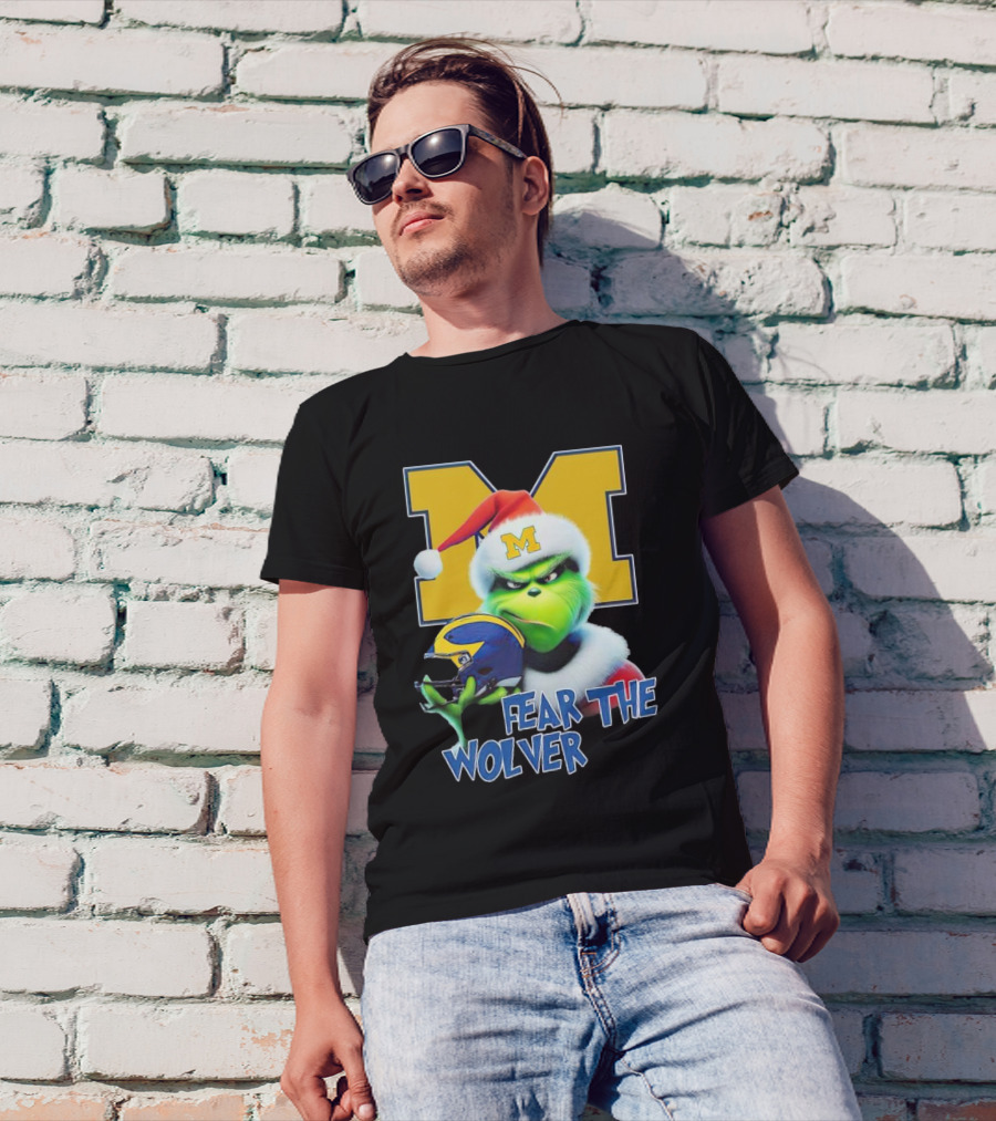 Grinch Michigan Wolverines Fear The Wolver Christmas T-Shirt