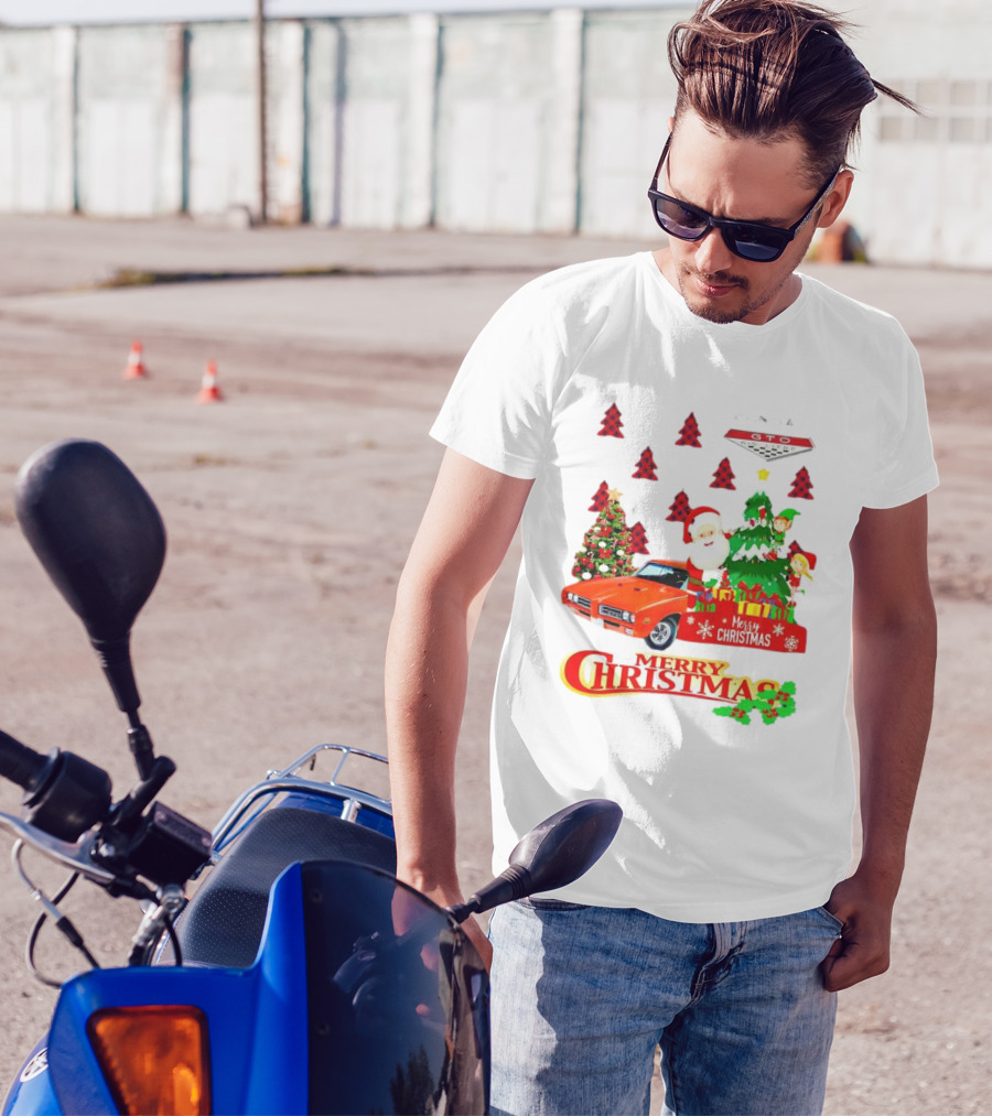 Pontiac GTO Santa Elfs Merry Christmas T-Shirt