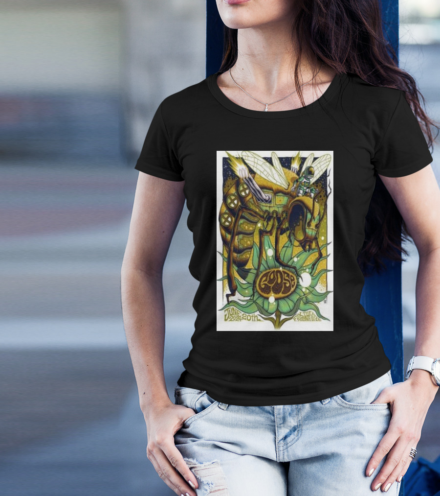 Goose June 20 2024 Fox Theater Atlanta GA Giant Mechanical Insect And Astronaut On Flower T-Shirt