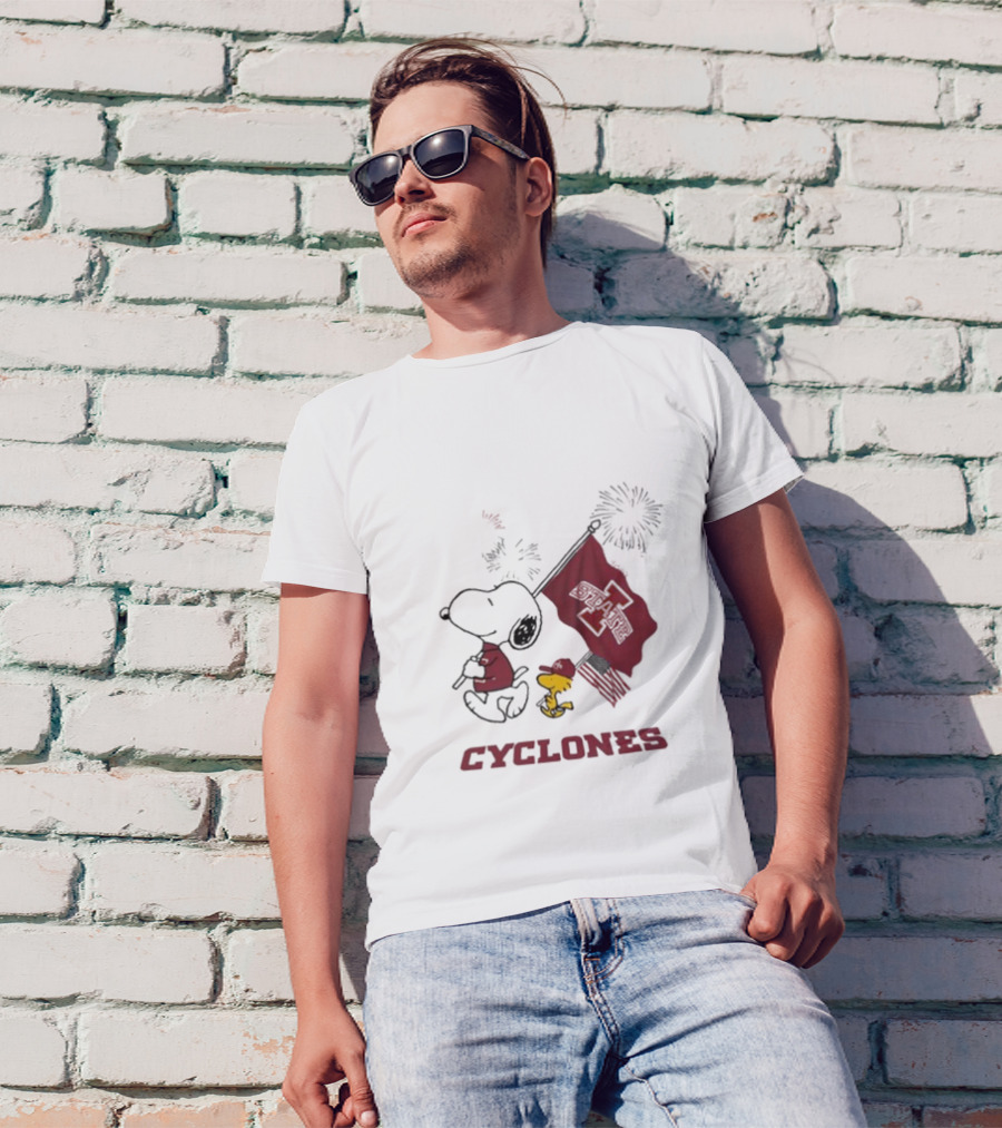 Snoopy Woodstock Iowa State Cyclones Football 4th Of July T-Shirt