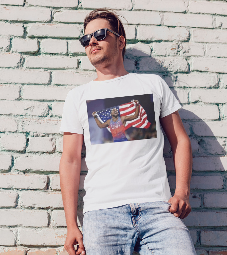 USA Track Champion Noah Lyles Celebrates 100M Victory Paris Olympics T-Shirt