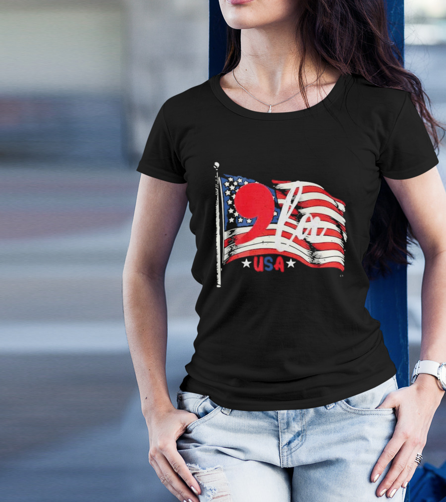 Comma La Kamala Harris For President 2024 USA Flag T-Shirt