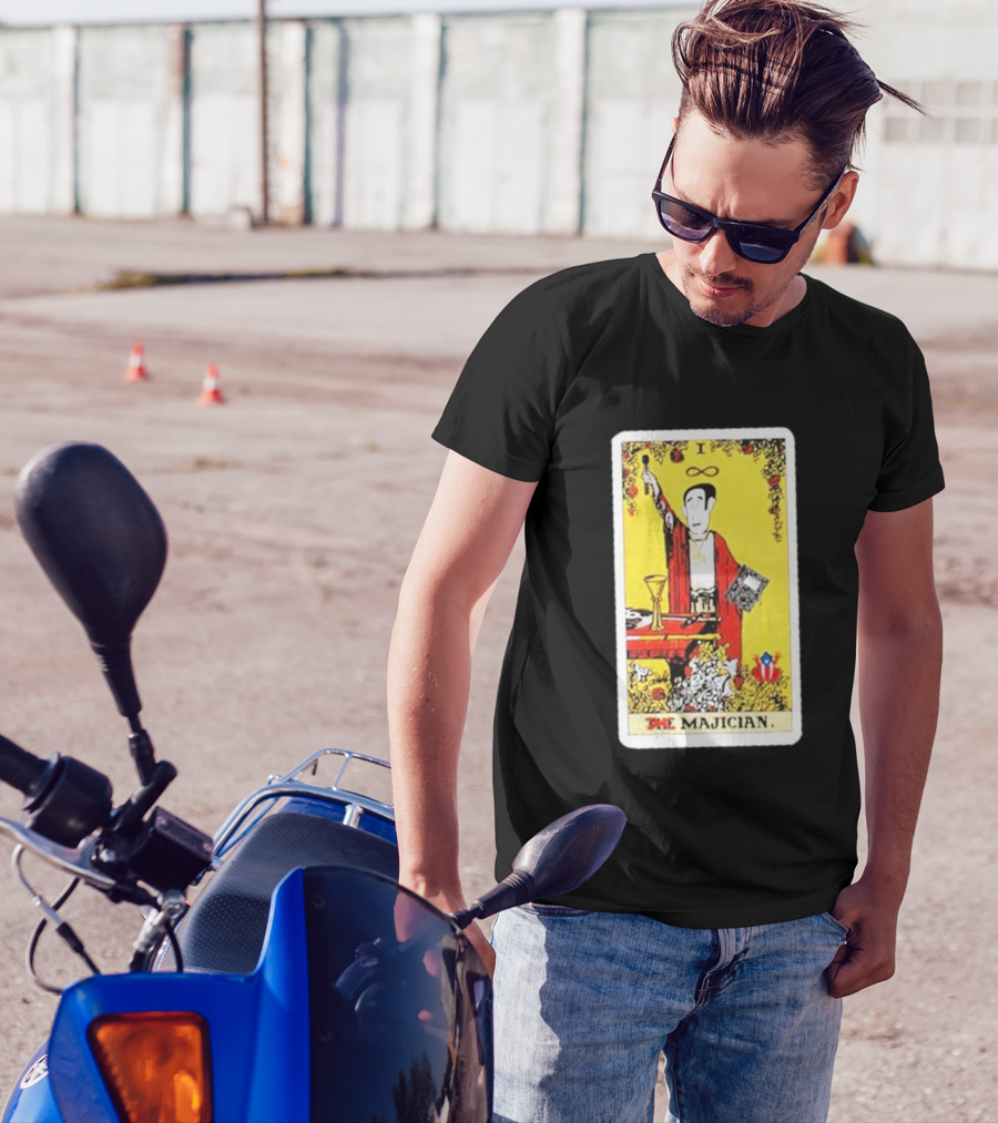 Kurious The Magician Tarot Card I Infinity T-Shirt