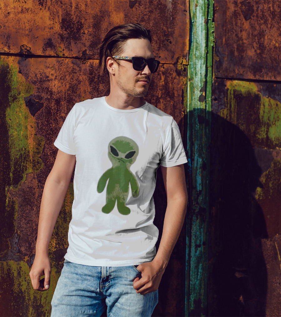 The8 Hoodhood Alien Overfit Half Green Character T-Shirt
